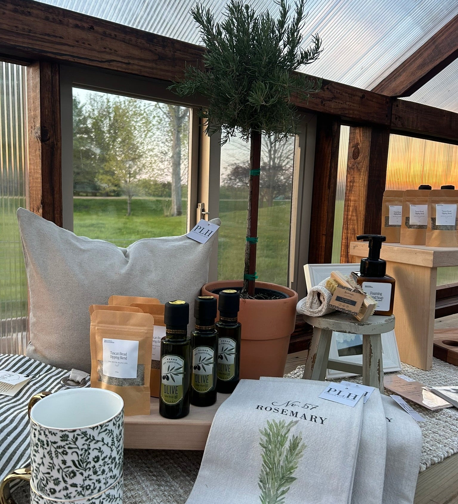 The Greenhouse Market Collection